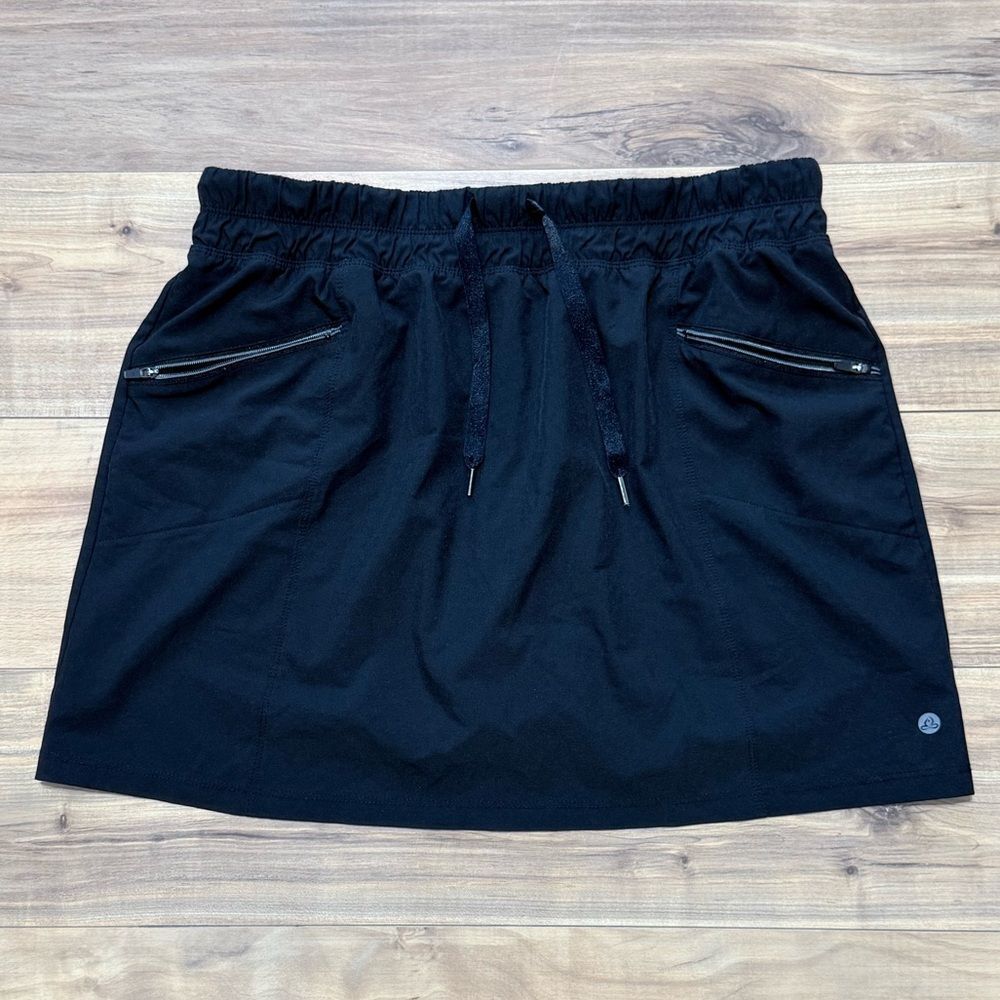 Apana Women’s Black Skort with Zippered Pockets Size L / Zipper pockets - Picture 1 of 8